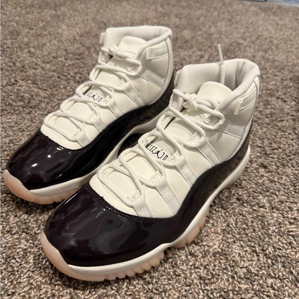 Nike Women’s Jordan 11 Retro Neapolitan Color-way Rare - Never Been Worn
